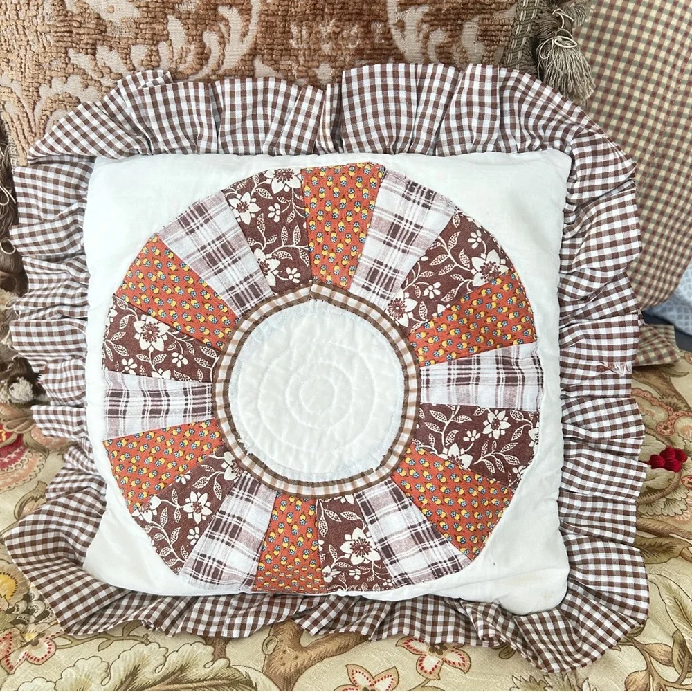 1970s Handmade Dresden Plate Quilted Pillow | Cottagecore Earth Tones